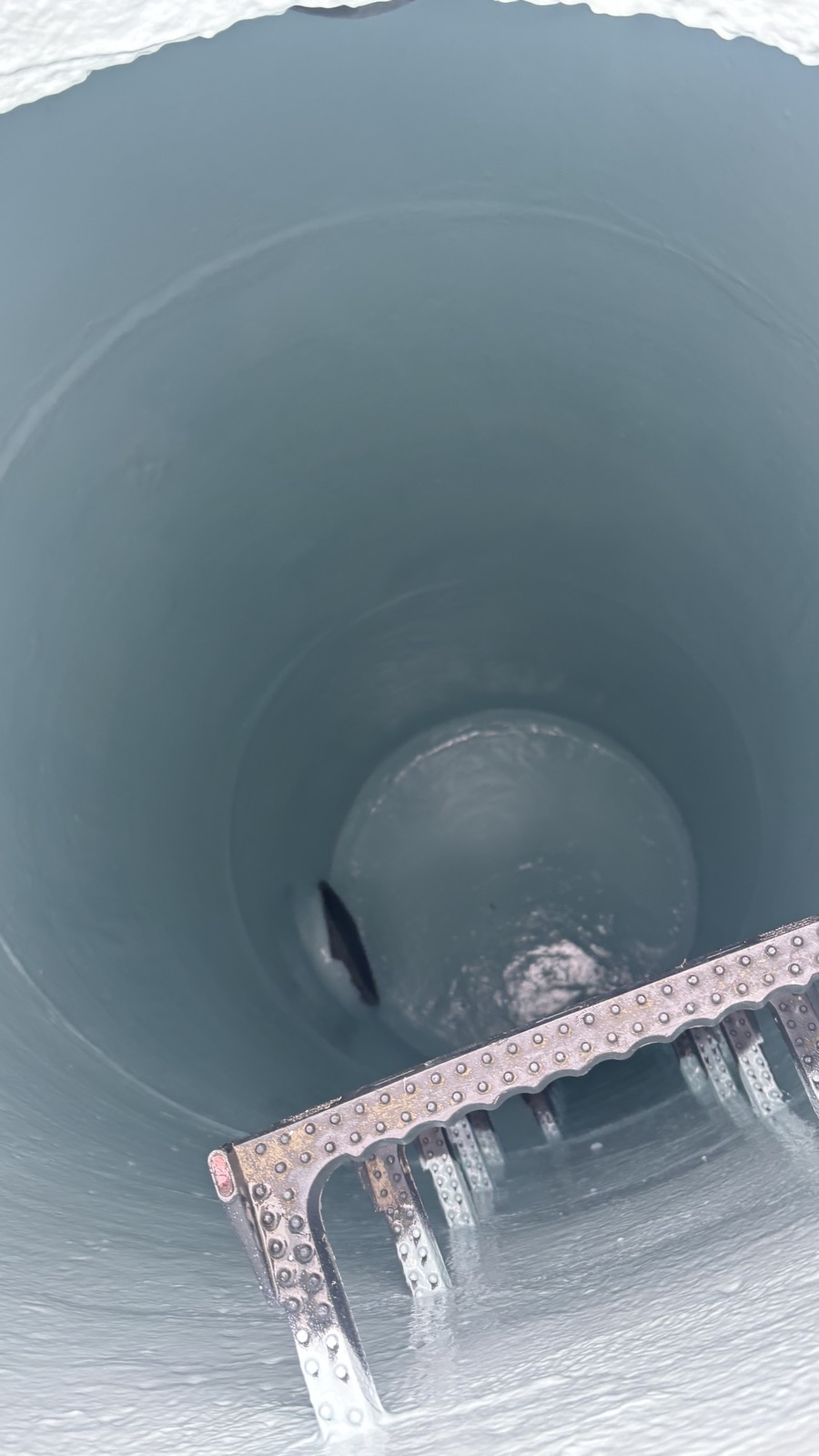 Concrete wet well interior